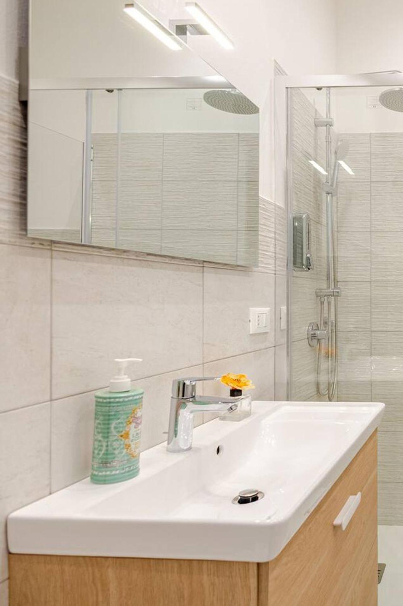 Appartement Lascaris 11 *